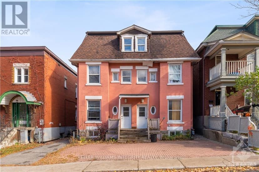 https://ddfcdn.realtor.ca/listing/TS638682534386830000/reb76/highres/2/x10418982_1.jpg
