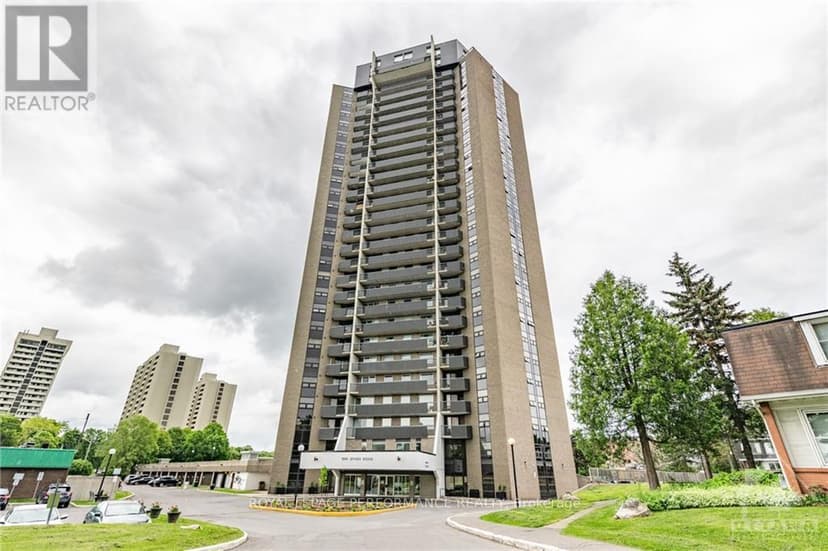 https://ddfcdn.realtor.ca/listing/TS638701944144070000/reb76/highres/5/x9516295_1.jpg