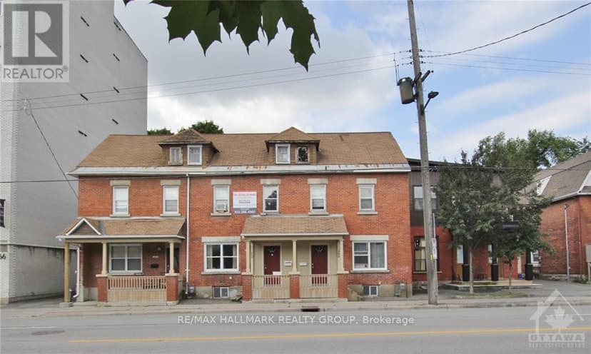 https://ddfcdn.realtor.ca/listing/TS638701944794900000/reb76/highres/8/x9521568_1.jpg