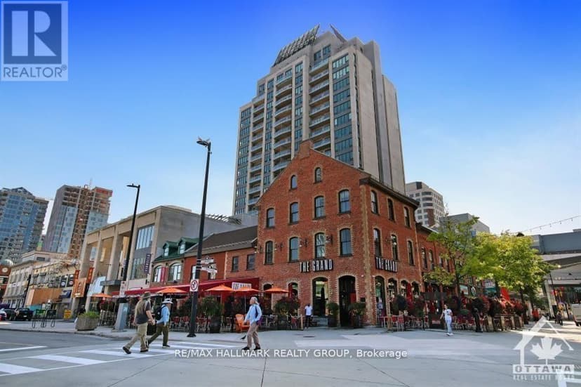 https://ddfcdn.realtor.ca/listing/TS638743747536500000/reb76/highres/0/x11958650_1.jpg