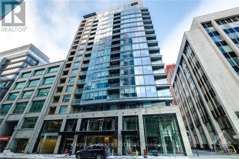 https://ddfcdn.realtor.ca/listing/TS638745350018230000/reb76/highres/0/x11962570_1.jpg
