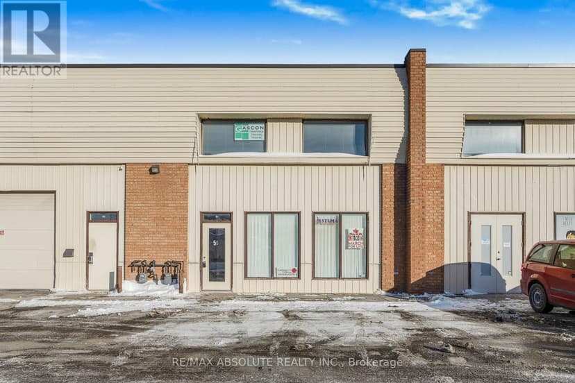 https://ddfcdn.realtor.ca/listing/TS638760163404030000/reb76/highres/6/x11986296_1.jpg