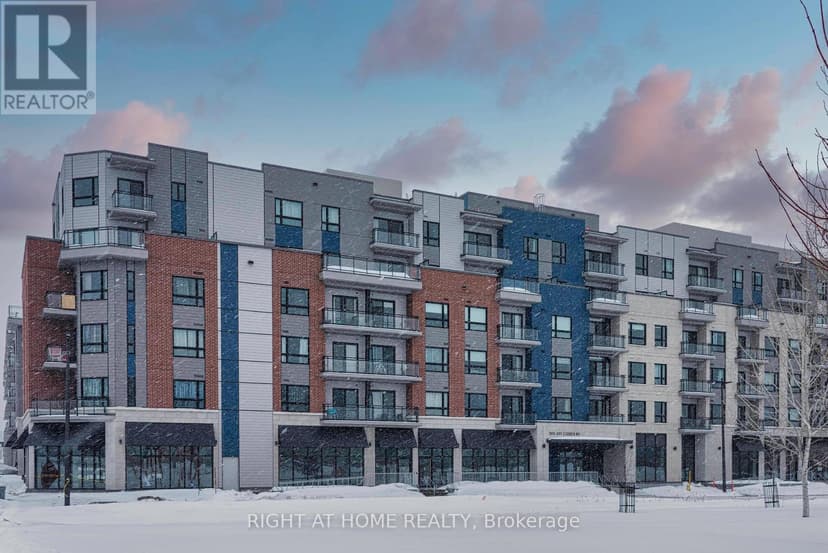 https://ddfcdn.realtor.ca/listing/TS638772134813000000/reb76/highres/2/x12010742_1.jpg