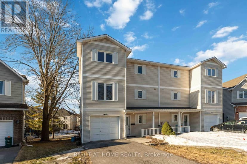 https://ddfcdn.realtor.ca/listing/TS638783743465130000/reb76/highres/6/x12037026_2.jpg