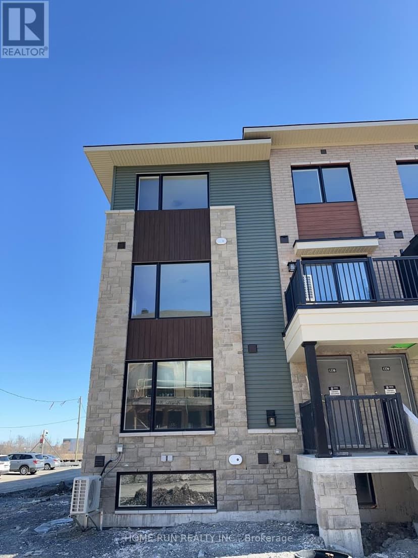 https://ddfcdn.realtor.ca/listing/TS638784338552670000/reb76/highres/8/x12038998_1.jpg