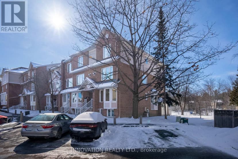https://ddfcdn.realtor.ca/listing/TS638785111656330000/reb76/highres/4/x12040864_1.jpg