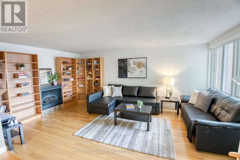 https://ddfcdn.realtor.ca/listing/TS638804069796000000/reb76/highres/9/x12030869_11.jpg