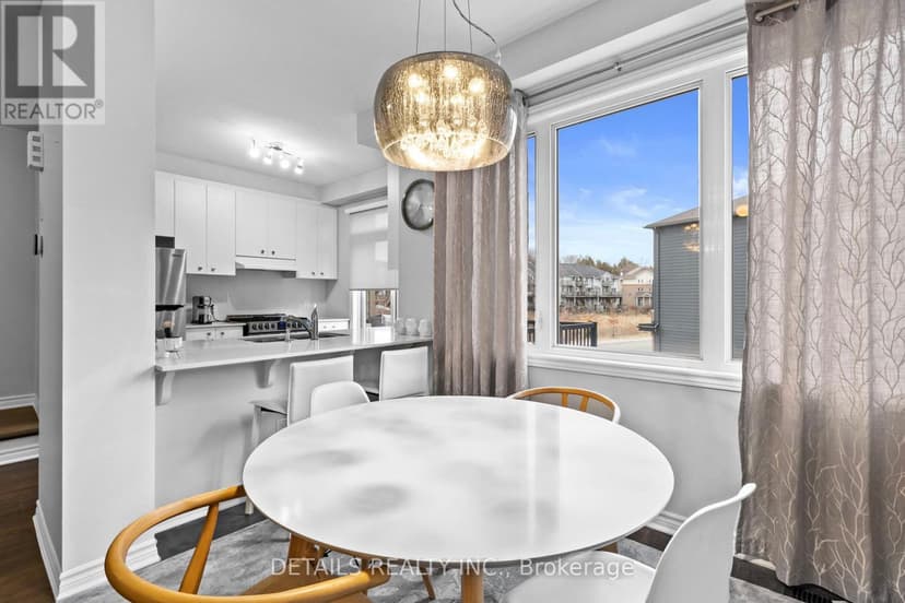 https://ddfcdn.realtor.ca/listing/TS638804732552600000/reb76/highres/9/x12087989_11.jpg