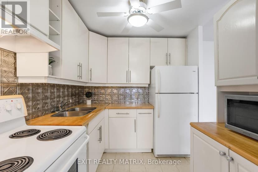 https://ddfcdn.realtor.ca/listing/TS638805187805870000/reb76/highres/6/x12090236_6.jpg