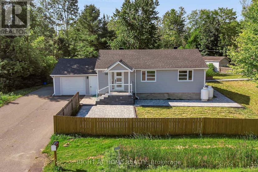 https://ddfcdn.realtor.ca/listing/TS638815259607230000/reb76/highres/5/x11981915_1.jpg