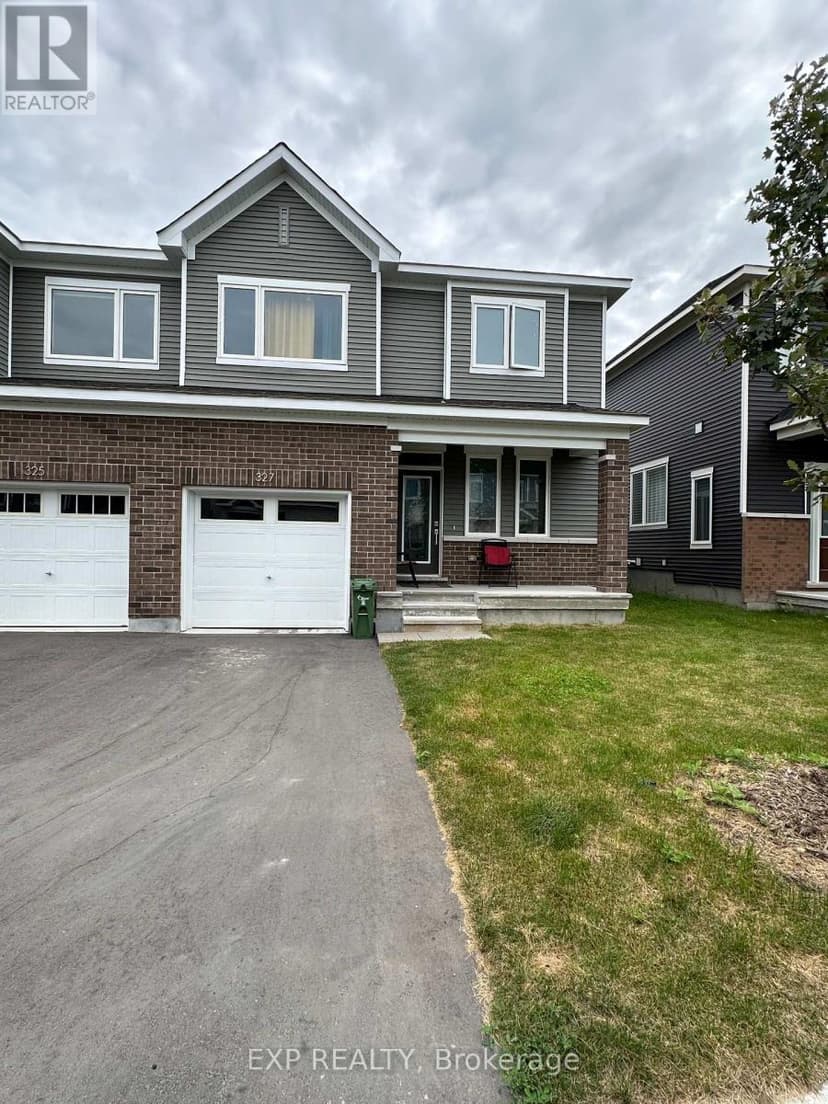 https://ddfcdn.realtor.ca/listing/TS638821318234770000/reb76/highres/7/x12127327_1.jpg
