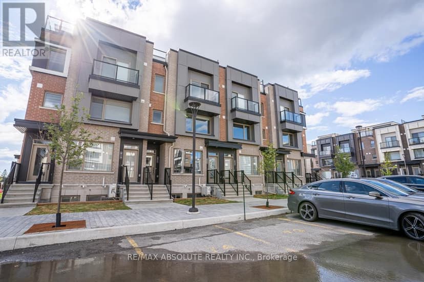 https://ddfcdn.realtor.ca/listing/TS638824679564400000/reb76/highres/8/x12022368_1.jpg